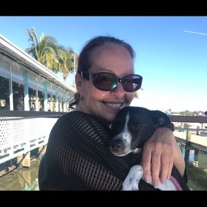 Meet your Posher, Marcia